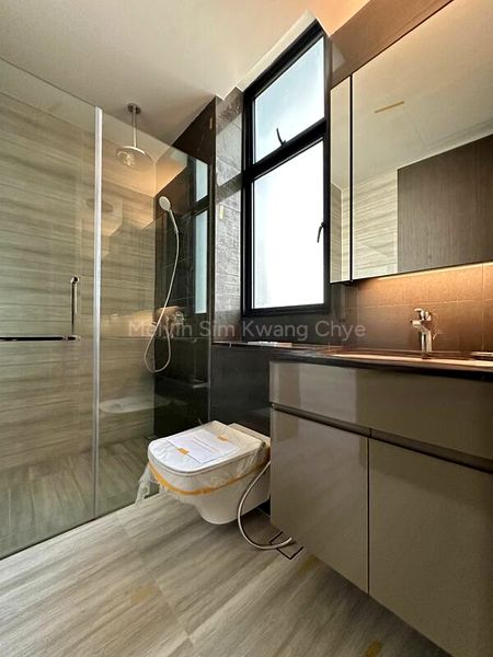 3 Bed Apartment (Condo) for Rent in  35 Gilstead - Image 8